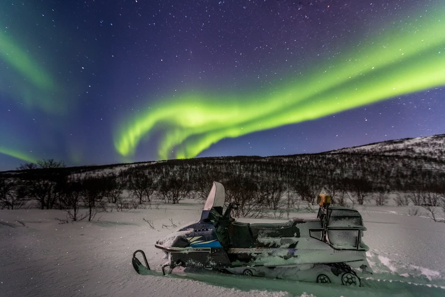 Northern lights experience by snowmobile (in pairs) thumbnail