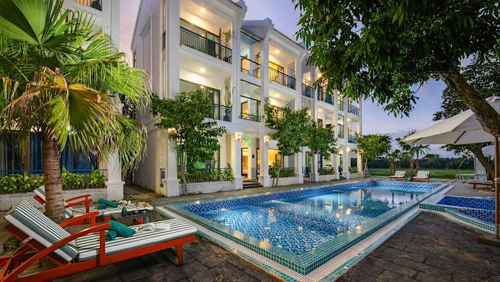 Serene Nature Hotel thumbnail